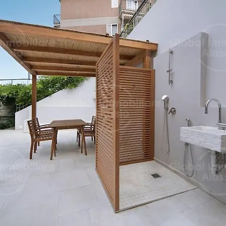Con Spazio Esterno Apartment