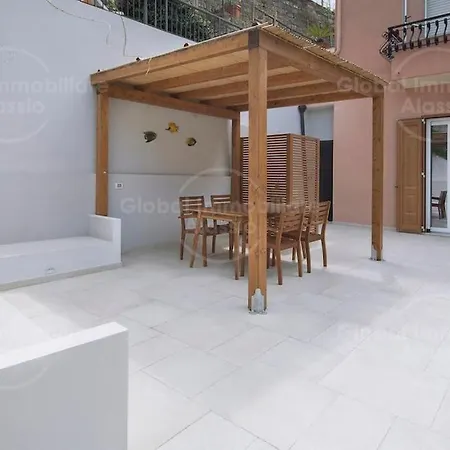 Con Spazio Esterno Apartment Alassio